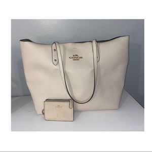 Coach Purse & Keychain Set